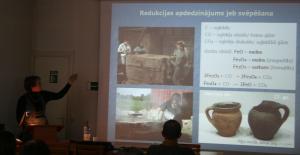 Uzstājas Baiba Dumpe